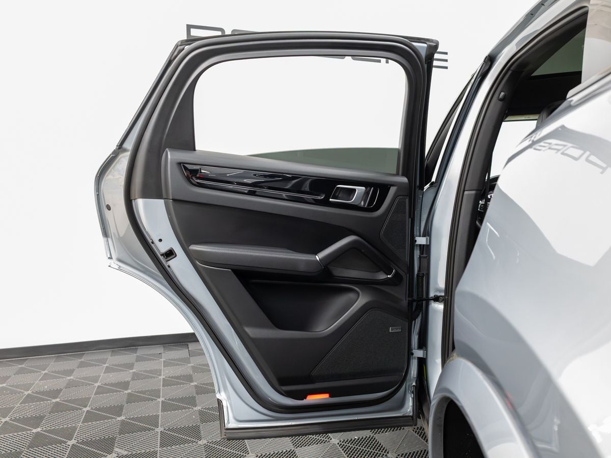 2020 Porsche Cayenne Cayenne Coupe