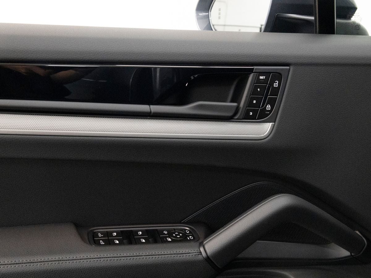 2026 Porsche Cayenne Coupe