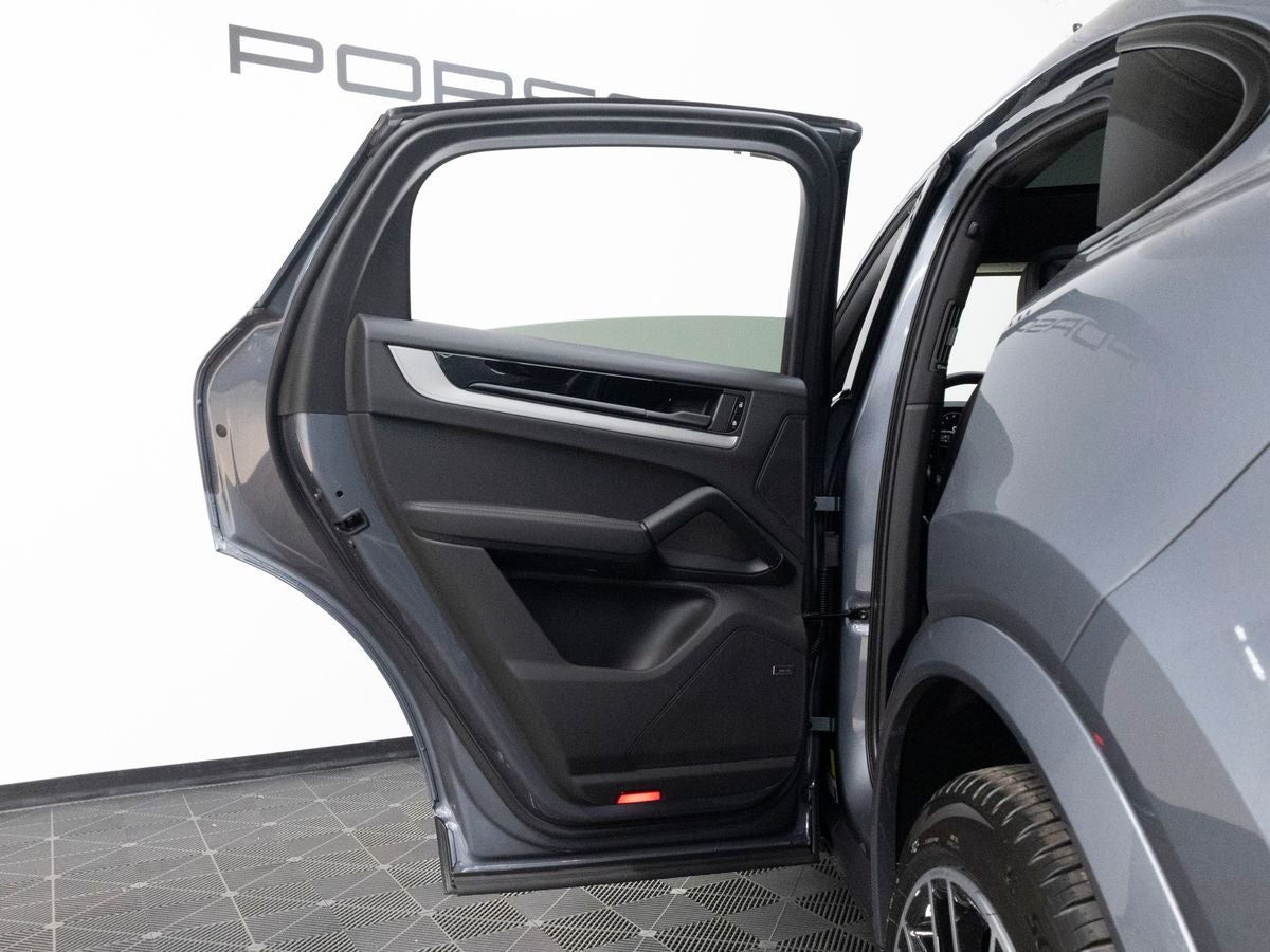 2026 Porsche Cayenne Coupe