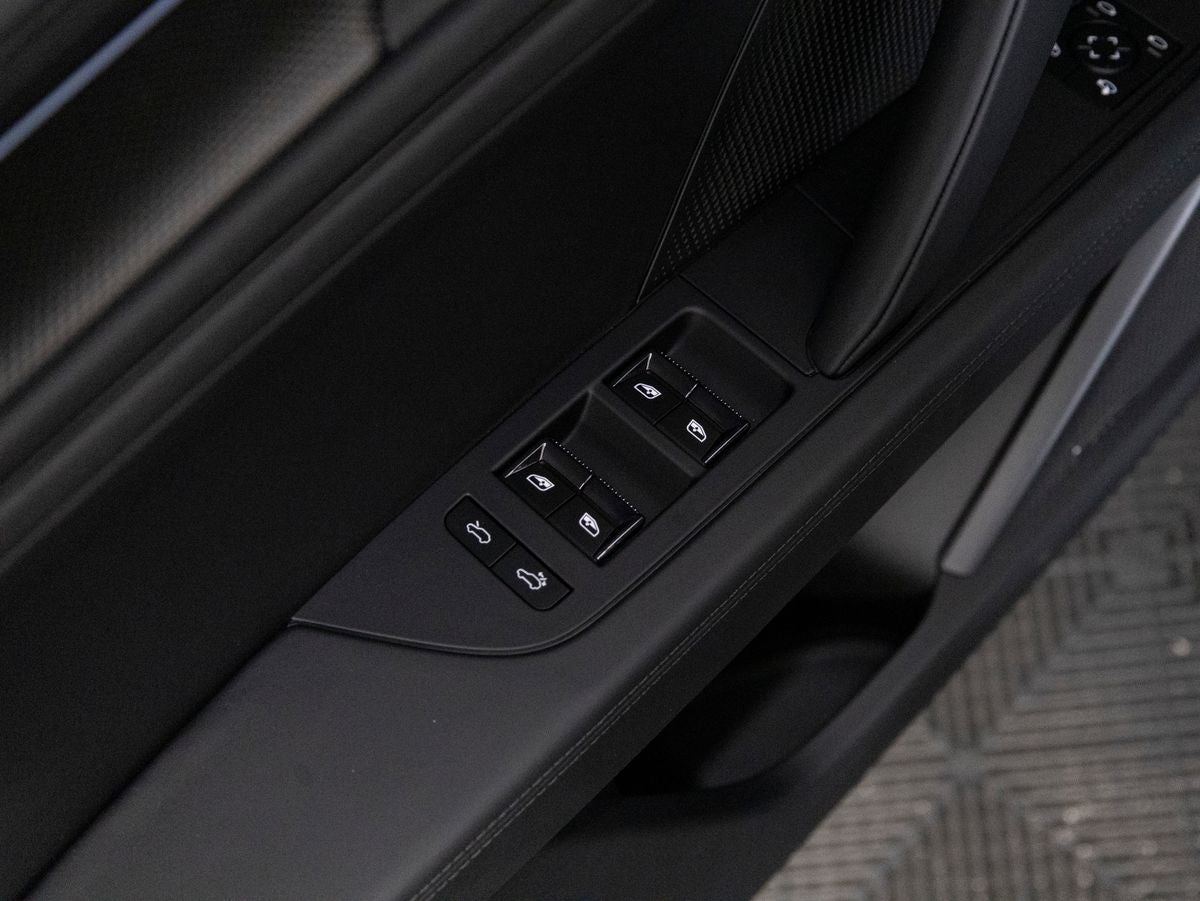 2026 Porsche Cayenne Cayenne Turbo Coupe Electric