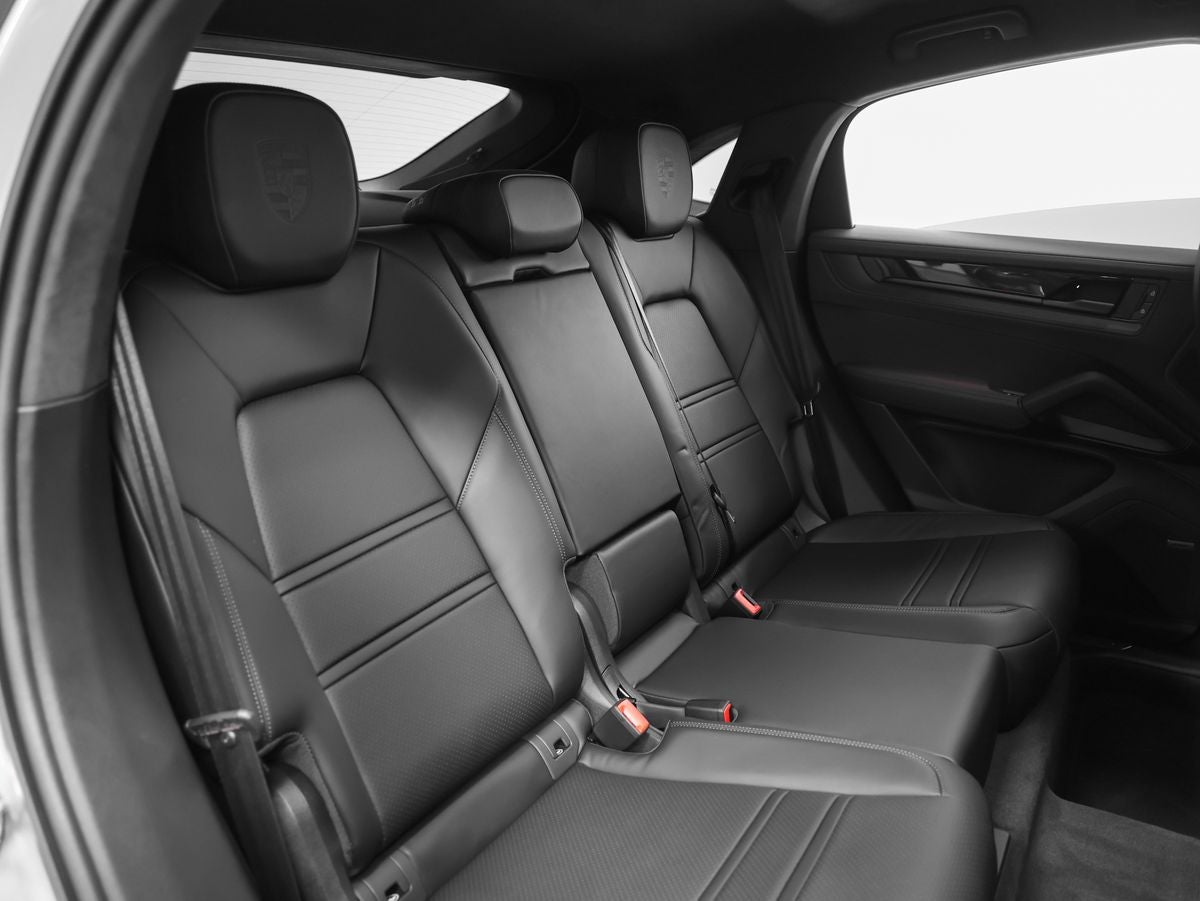 2026 Porsche Cayenne Cayenne GTS Coupe