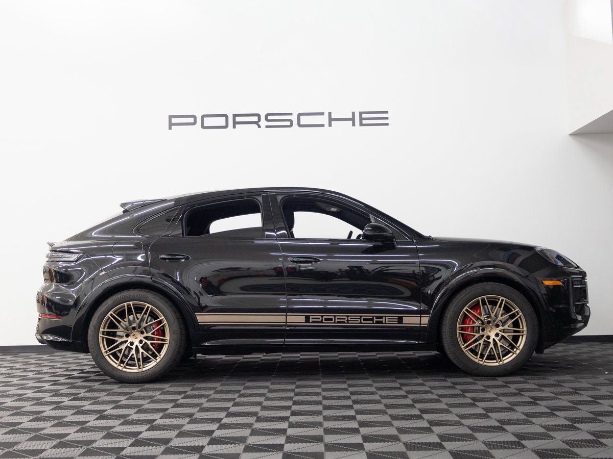 2026 Porsche Cayenne GTS