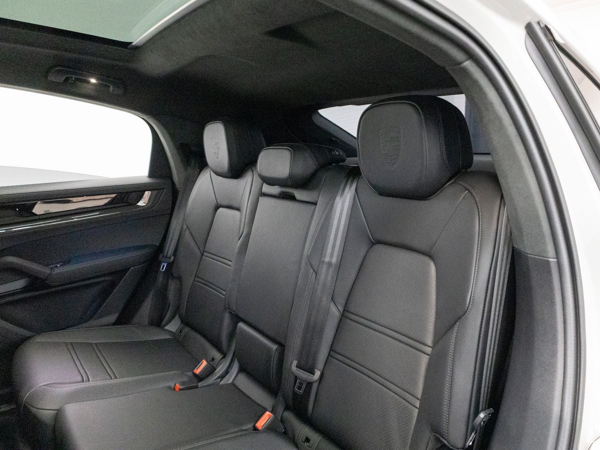 2026 Porsche Cayenne Cayenne GTS Coupe