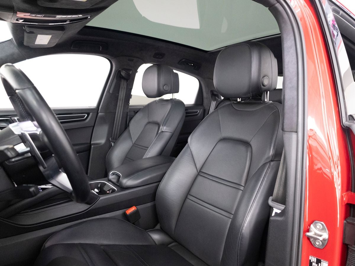 2023 Porsche Cayenne GTS Coupe