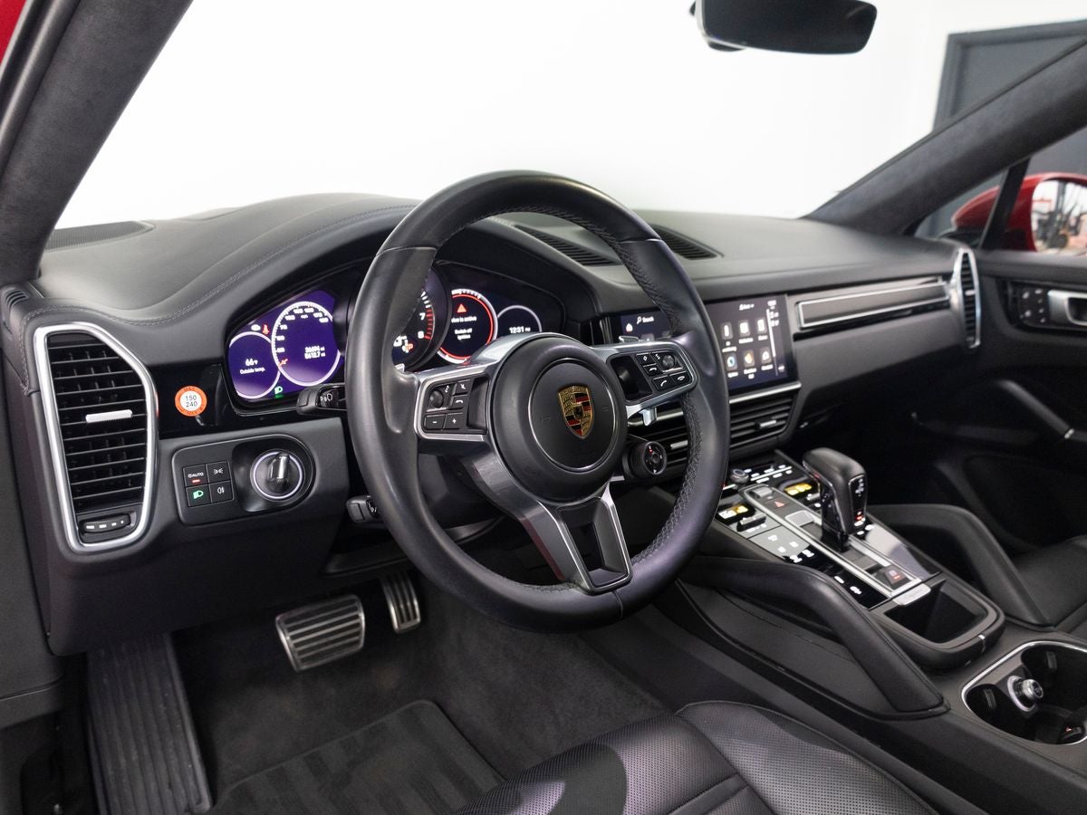 2023 Porsche Cayenne GTS Coupe