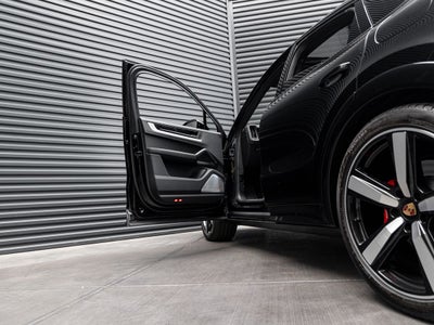 2025 Porsche Cayenne S