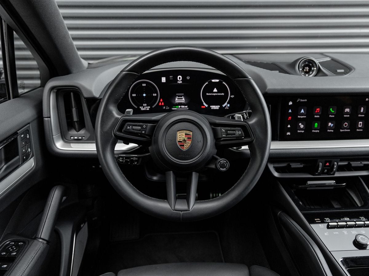 2025 Porsche Cayenne S