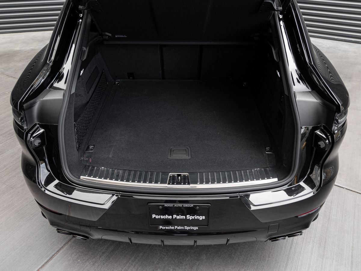 2025 Porsche Cayenne S