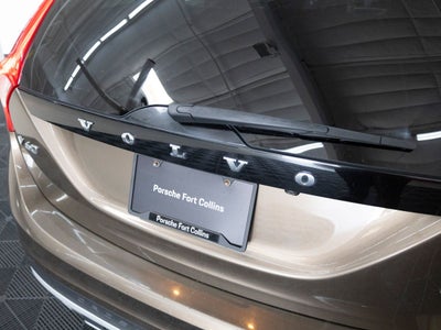 2016 Volvo V60 Cross Country T5