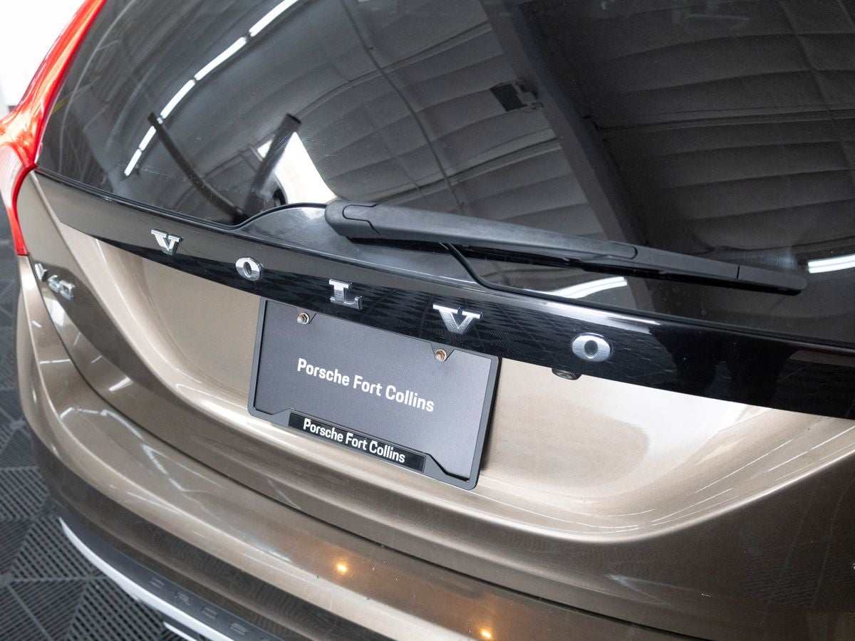 2016 Volvo V60 Cross Country T5