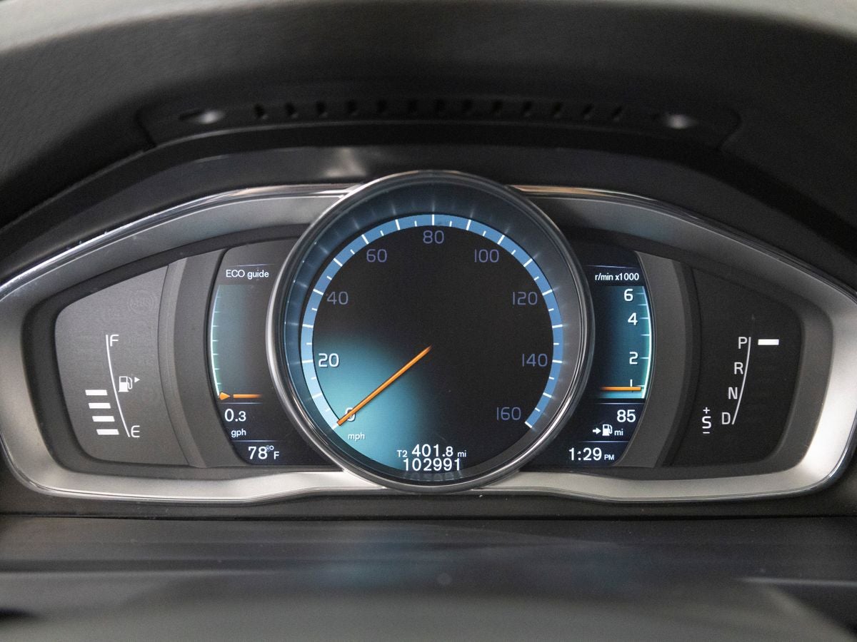 2016 Volvo V60 Cross Country T5