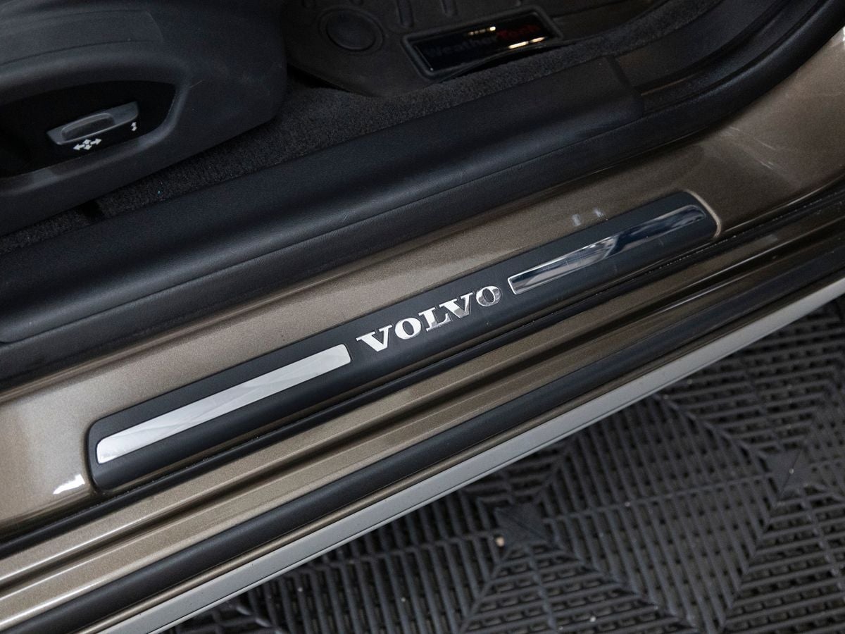 2016 Volvo V60 Cross Country T5