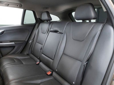 2016 Volvo V60 Cross Country T5