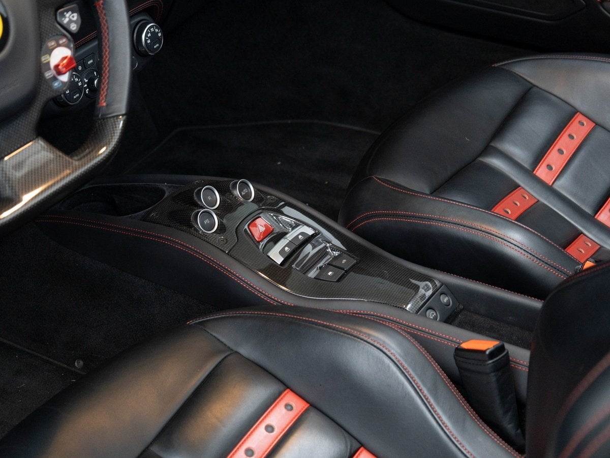 2015 Ferrari 458 Italia Base