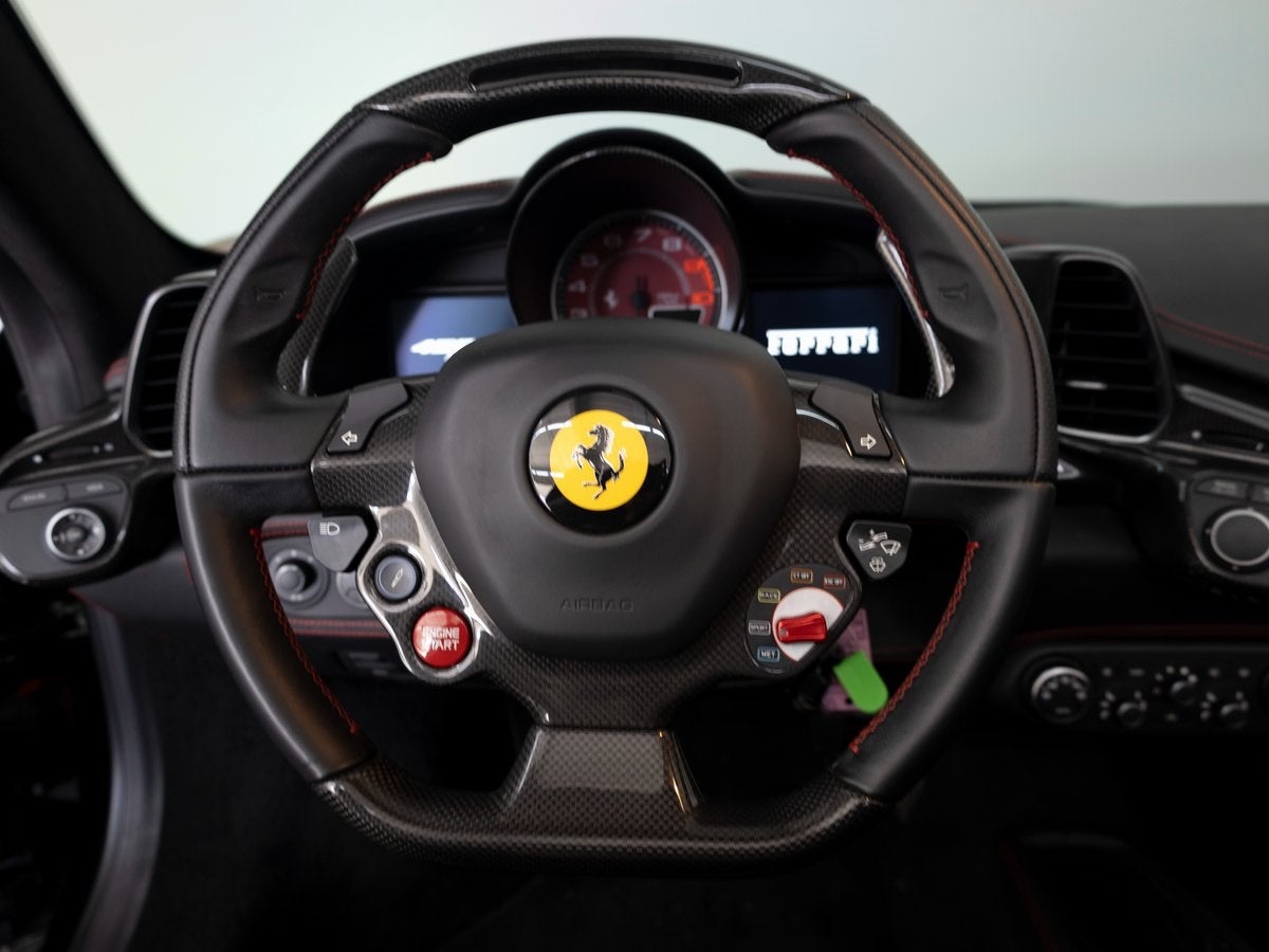 2015 Ferrari 458 Italia Base