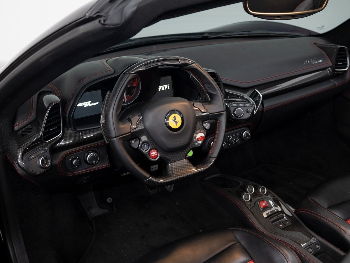 2015 Ferrari 458 Italia Base