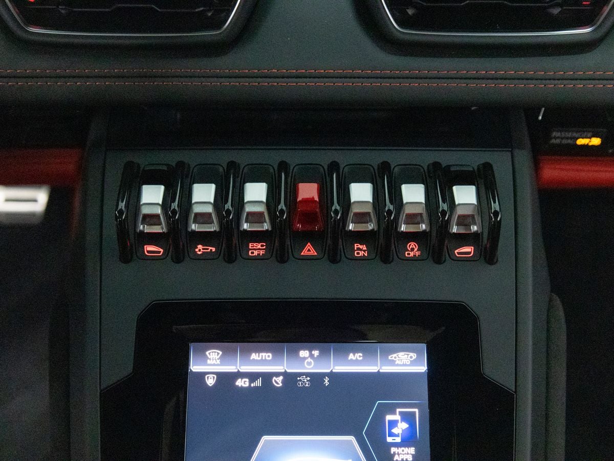 2020 Lamborghini Huracan EVO Base