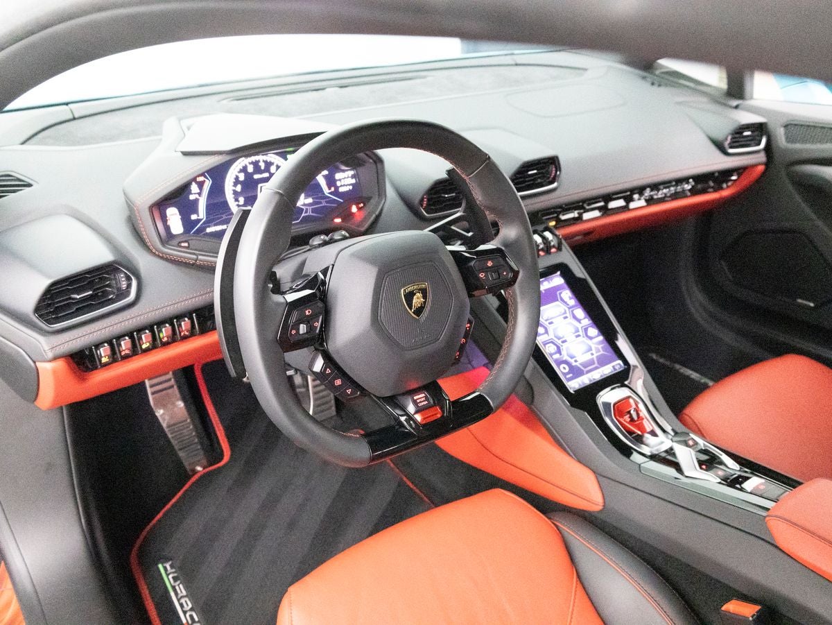 2020 Lamborghini Huracan EVO Base