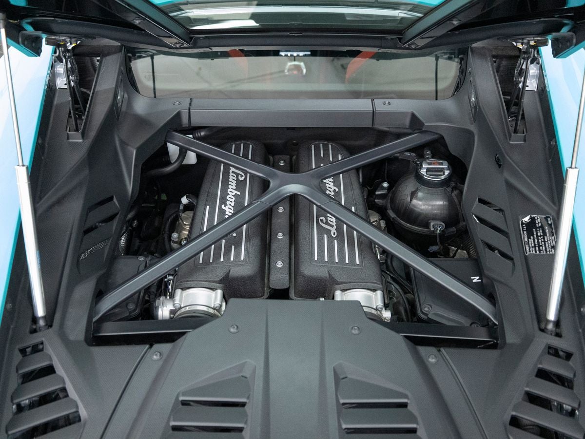 2020 Lamborghini Huracan EVO Base
