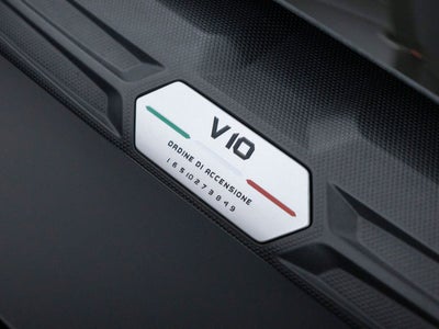 2020 Lamborghini Huracan EVO Base