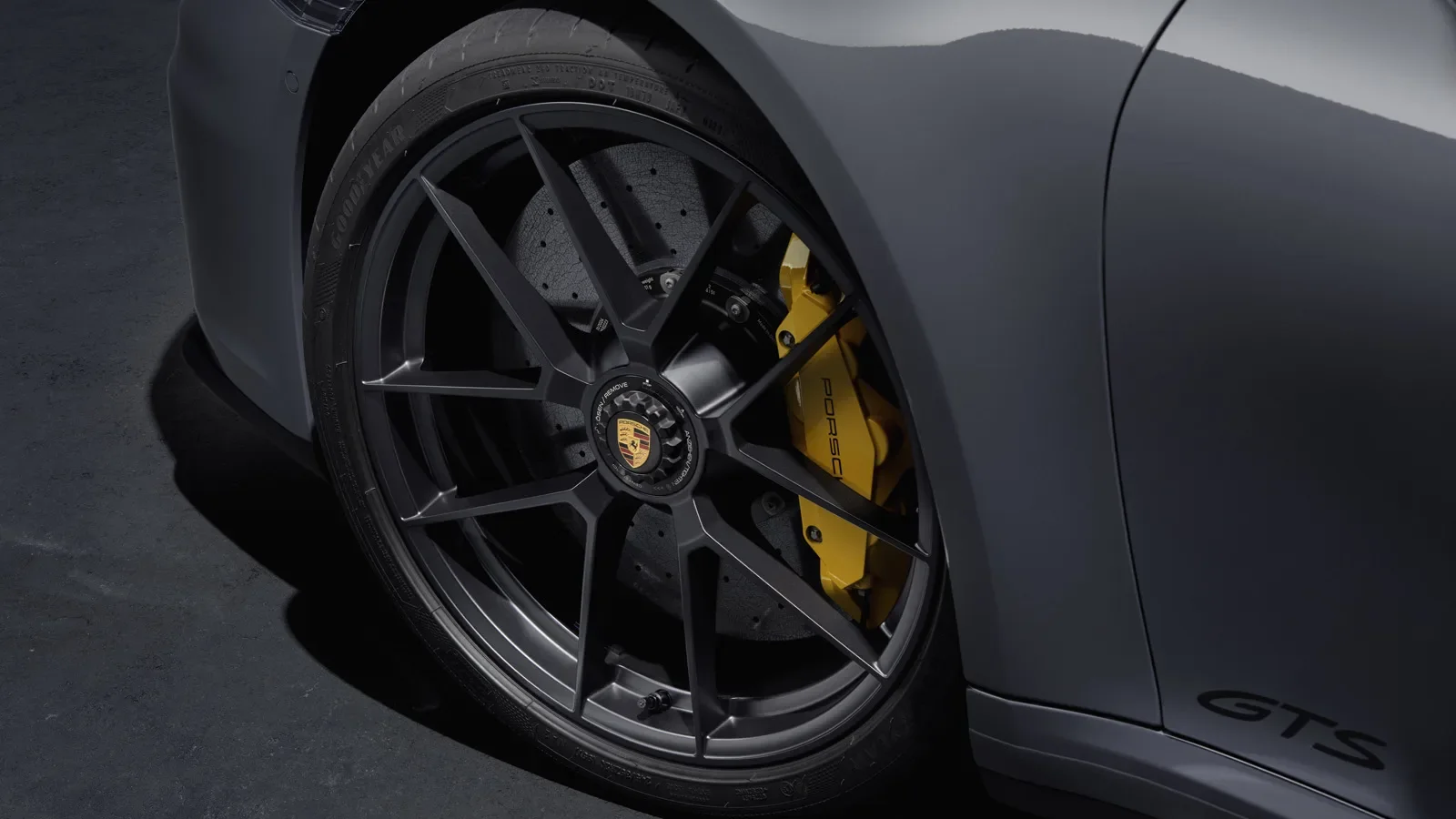 Porsche Fort Collins 2025 911 Carrera GTS Hybrid wheels